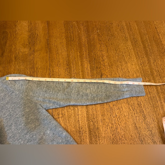 Quince Mongolian Cashmere V-neck Sweater - Green Blue - Size S - Picture 13 of 13